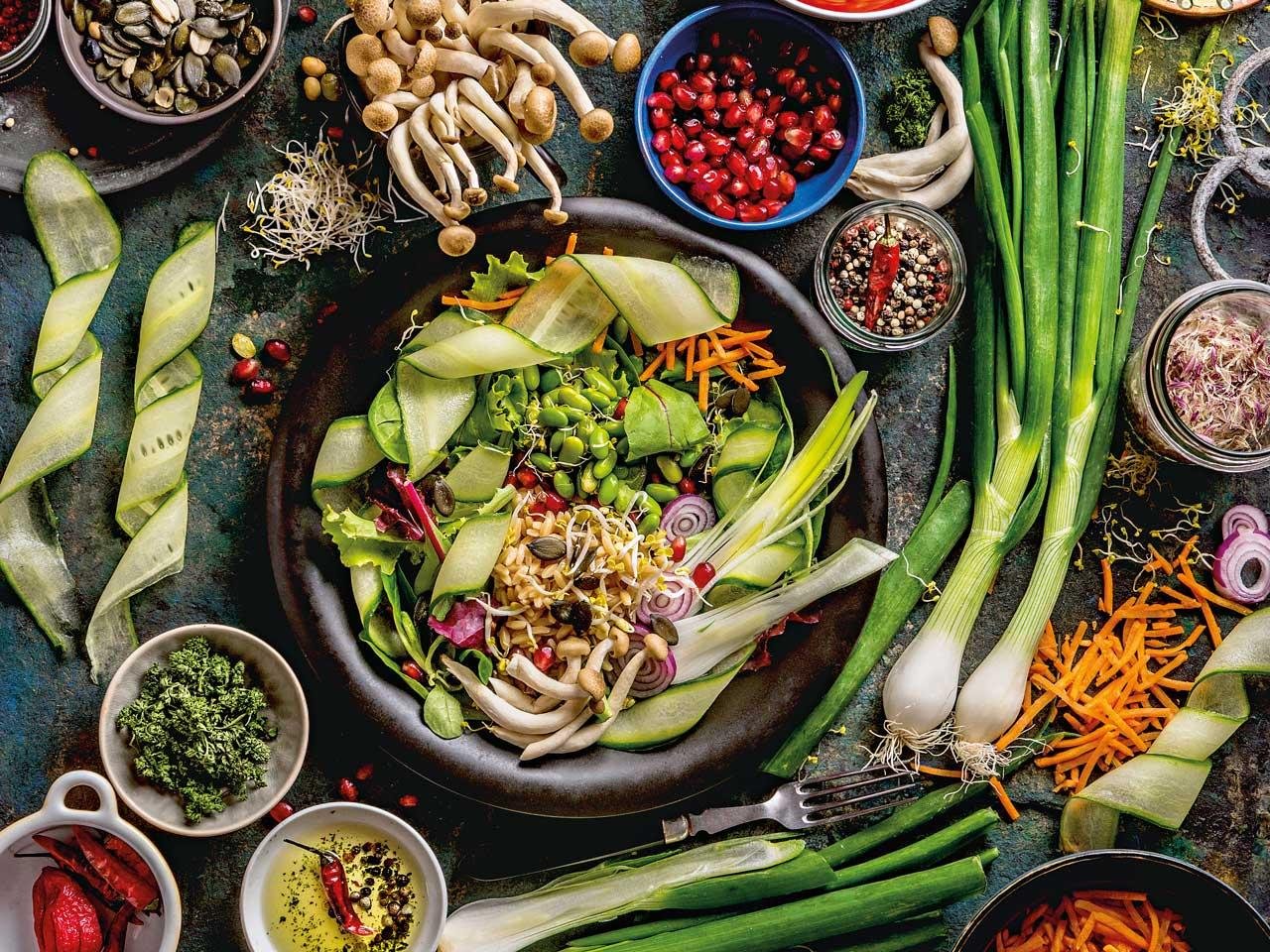 Large slewing bearings